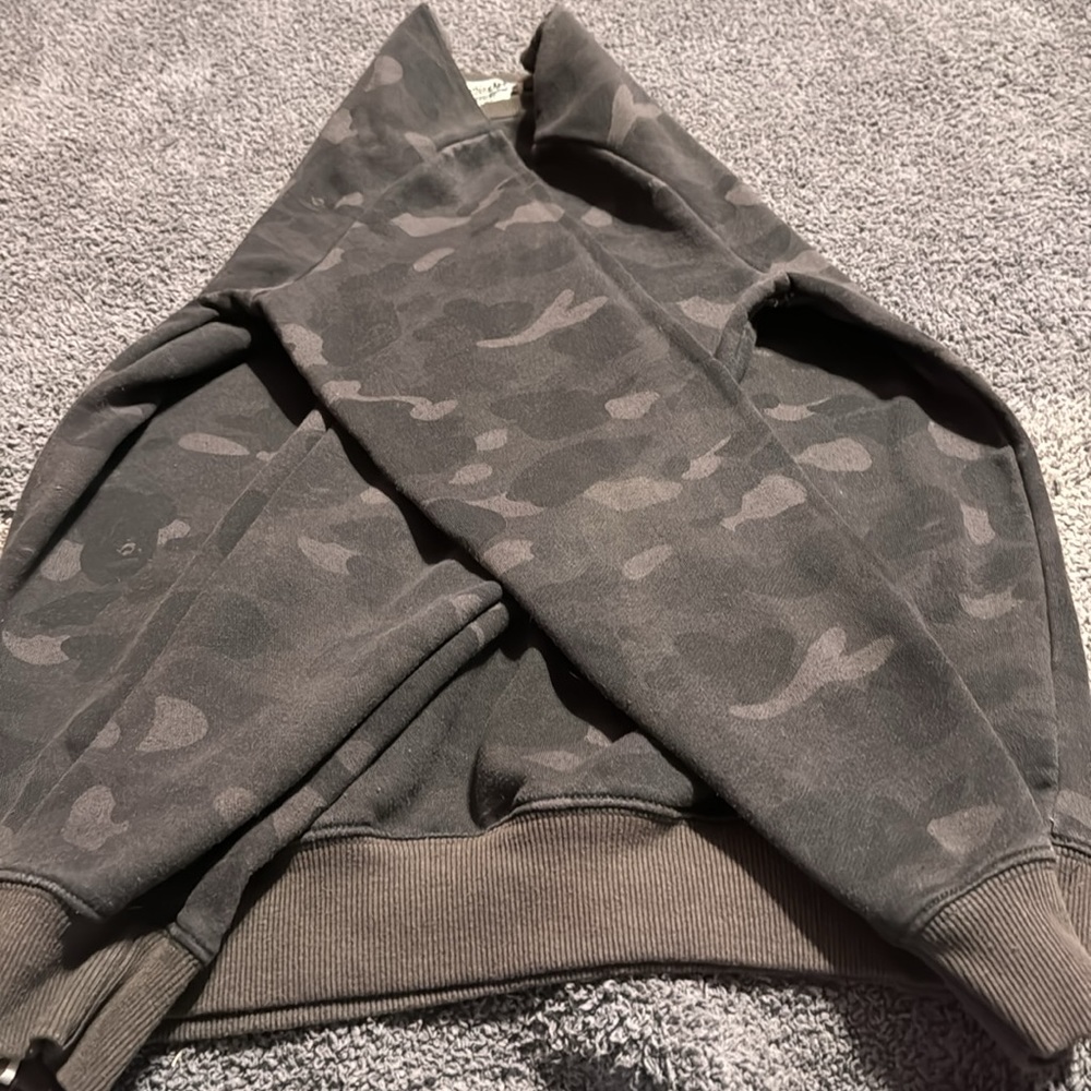 BAPE sweatshirt - Picture 3 of 7